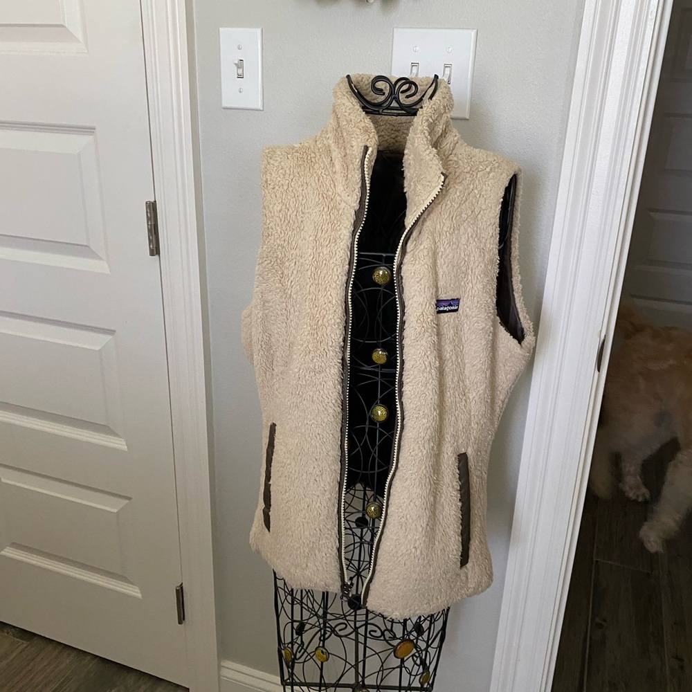 Reversible Patagonia vest